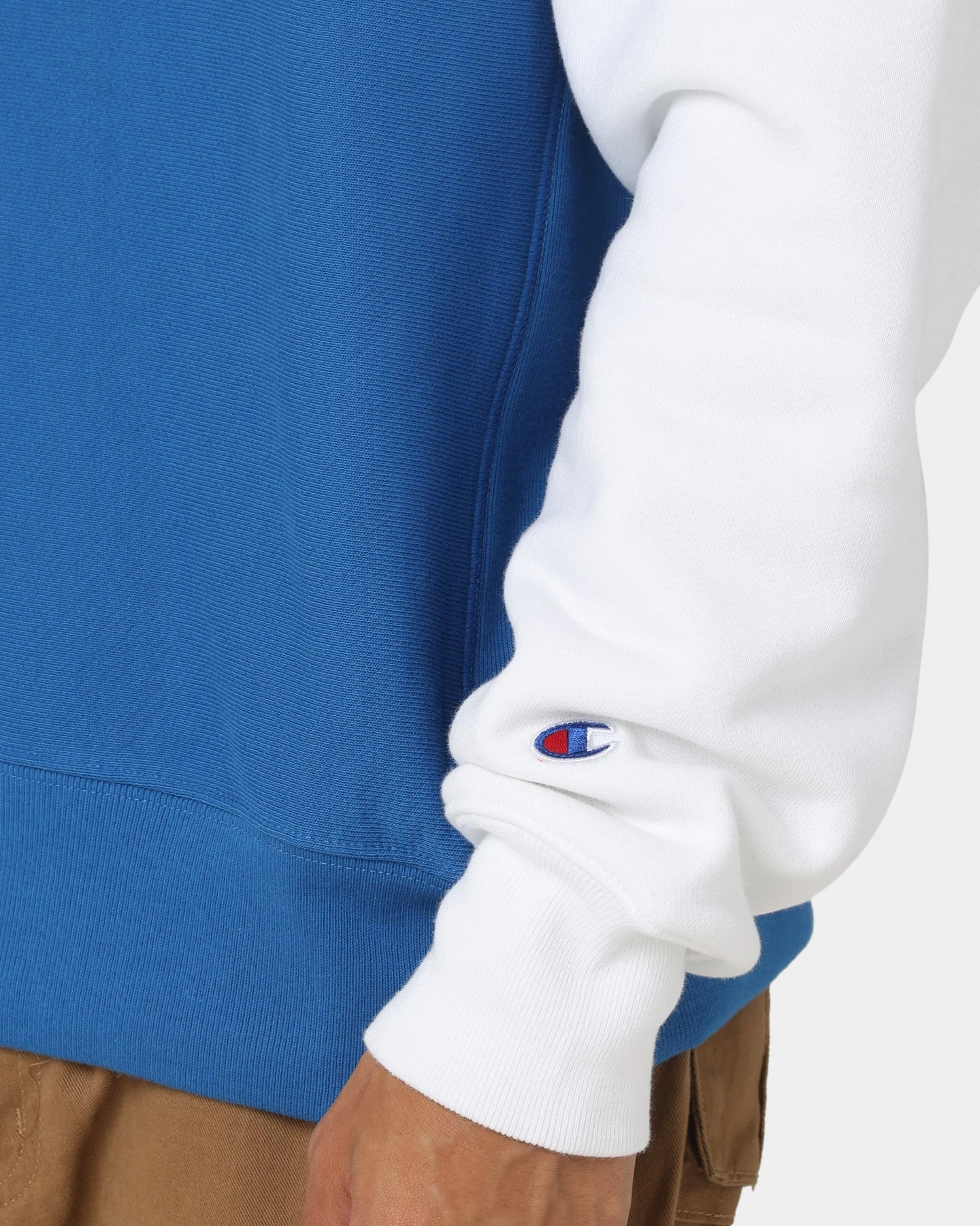 Champion Reverse Weave Raglan Crew Living In Blue - Image 7