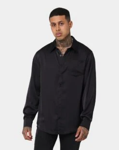 XXIII Kai Satin Button Up Black