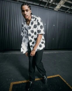 Saint Morta Vintage Rose Short Sleeve Shirt White