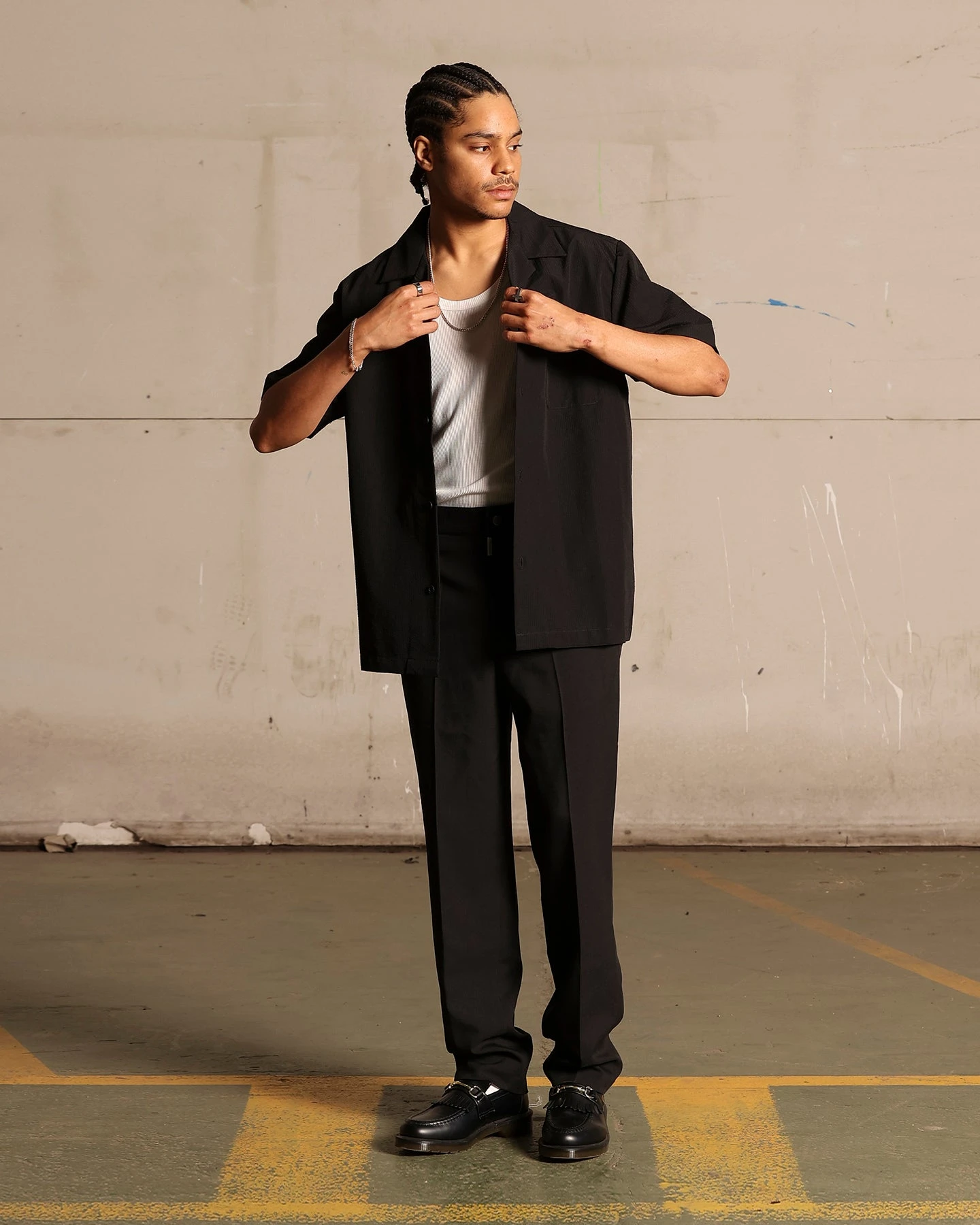 Saint Morta Seersucker Short Sleeve Shirt Black - Image 4