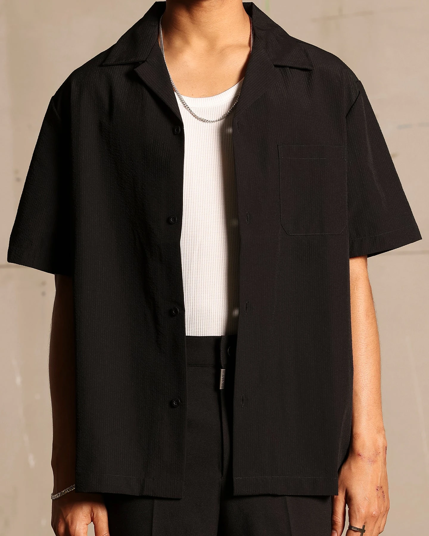 Saint Morta Seersucker Short Sleeve Shirt Black - Image 5