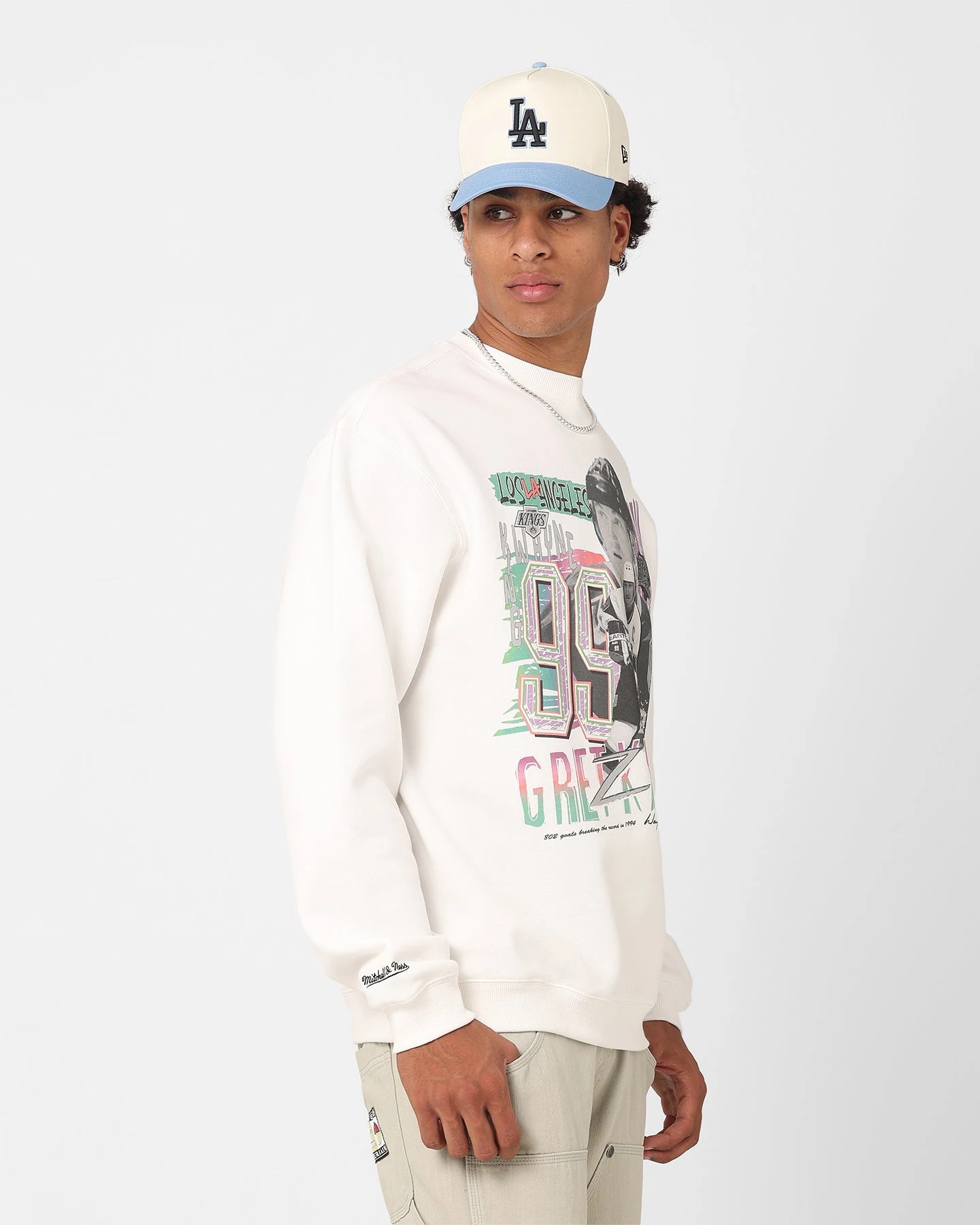 Mitchell & Ness Los Angeles Kings Wayne Gretzky Electric Crewneck Vintage White - Image 5