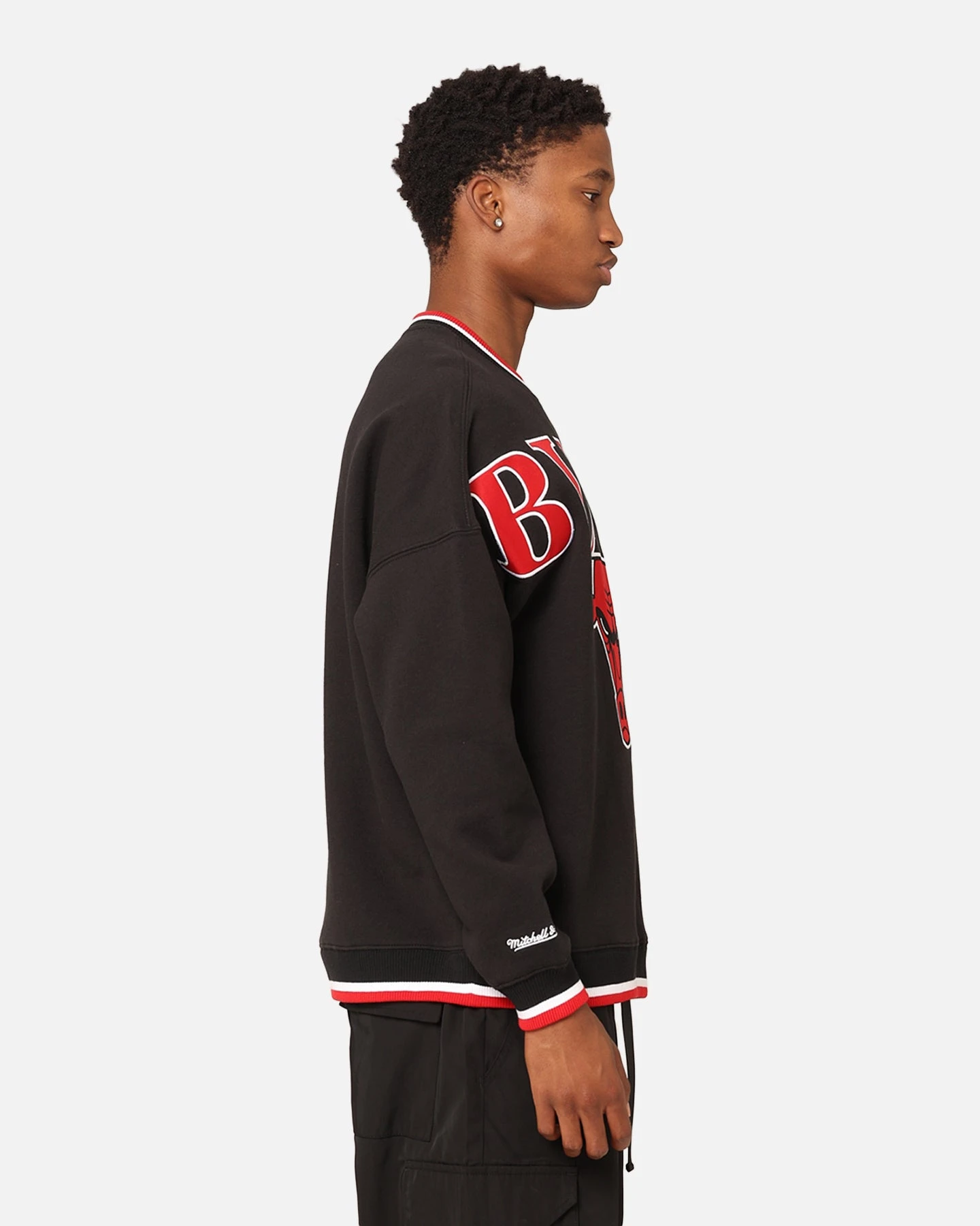 Mitchell & Ness Chicago Bulls Shooting Crewneck Black - Image 5