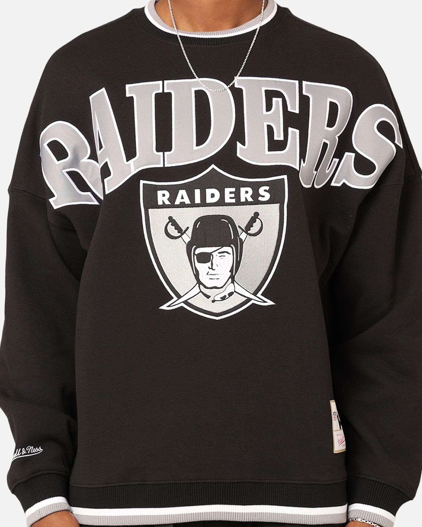 Mitchell & Ness Oakland Raiders Shooting Crewneck Black - Image 3