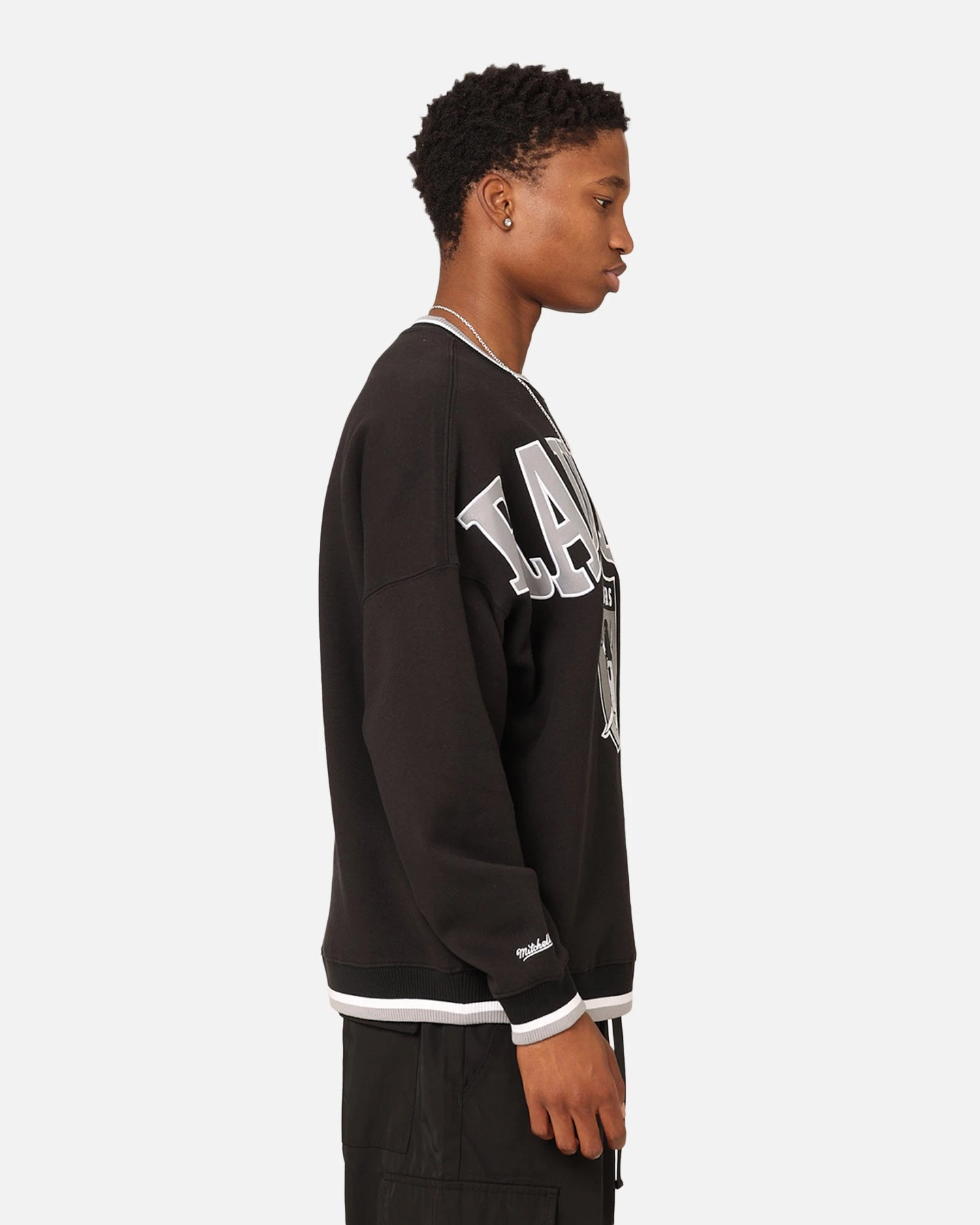 Mitchell & Ness Oakland Raiders Shooting Crewneck Black - Image 5