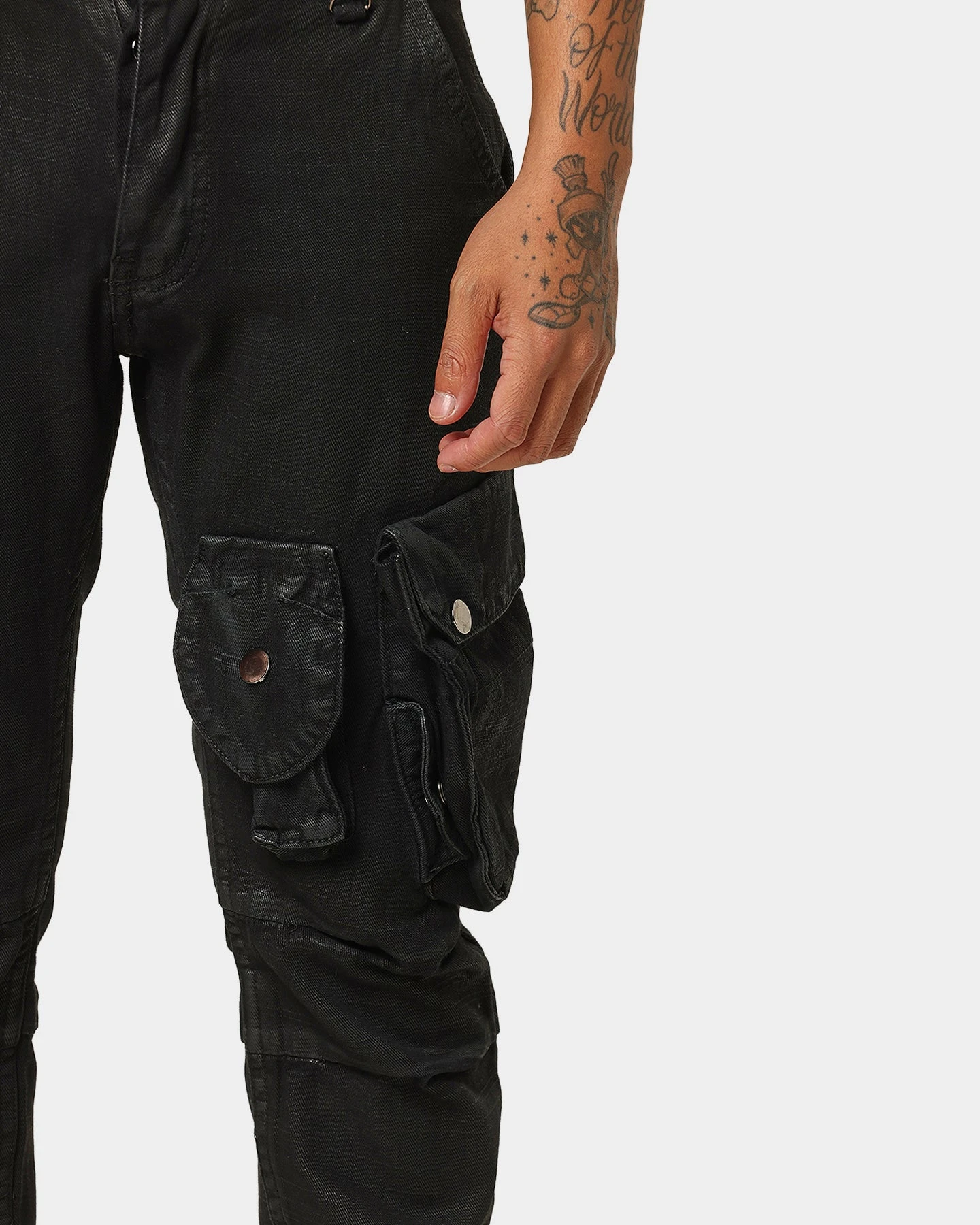 MNML Waxed Denim Cargo Pants Black - Image 11