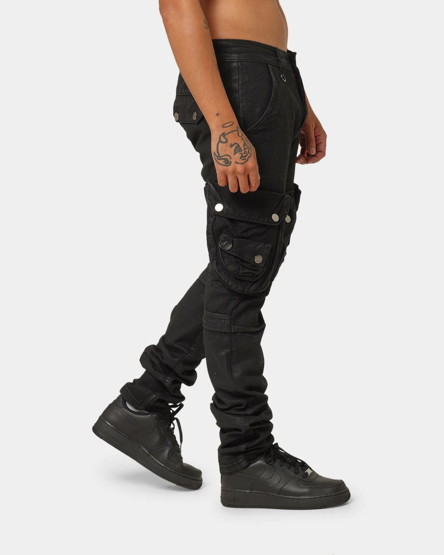 MNML Waxed Denim Cargo Pants Black - Image 5