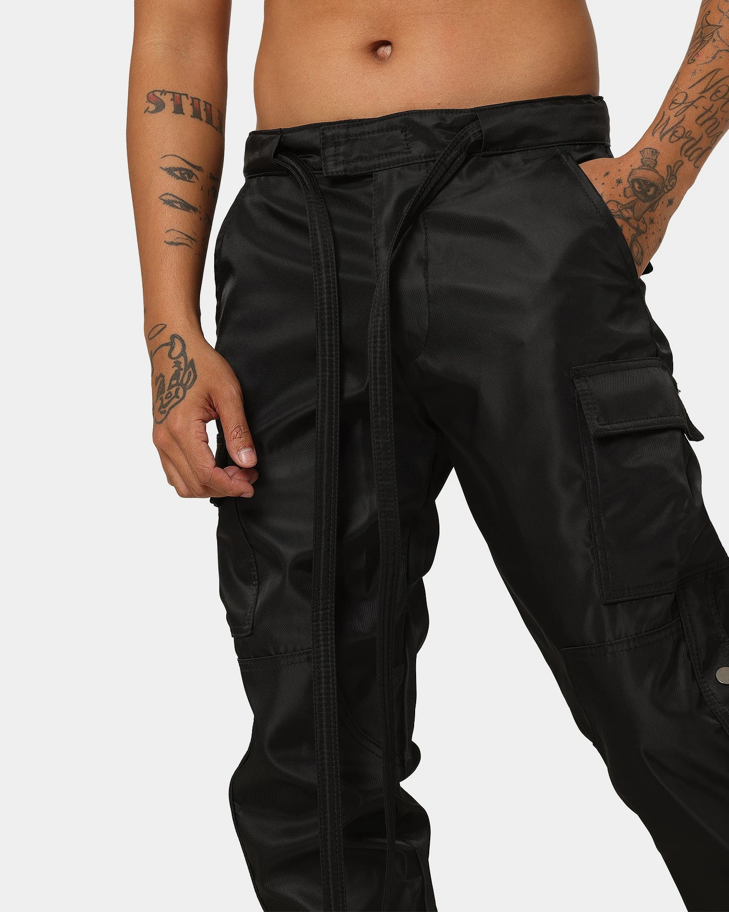 MNML Snap Zipper II Cargo Pants Black - Image 9