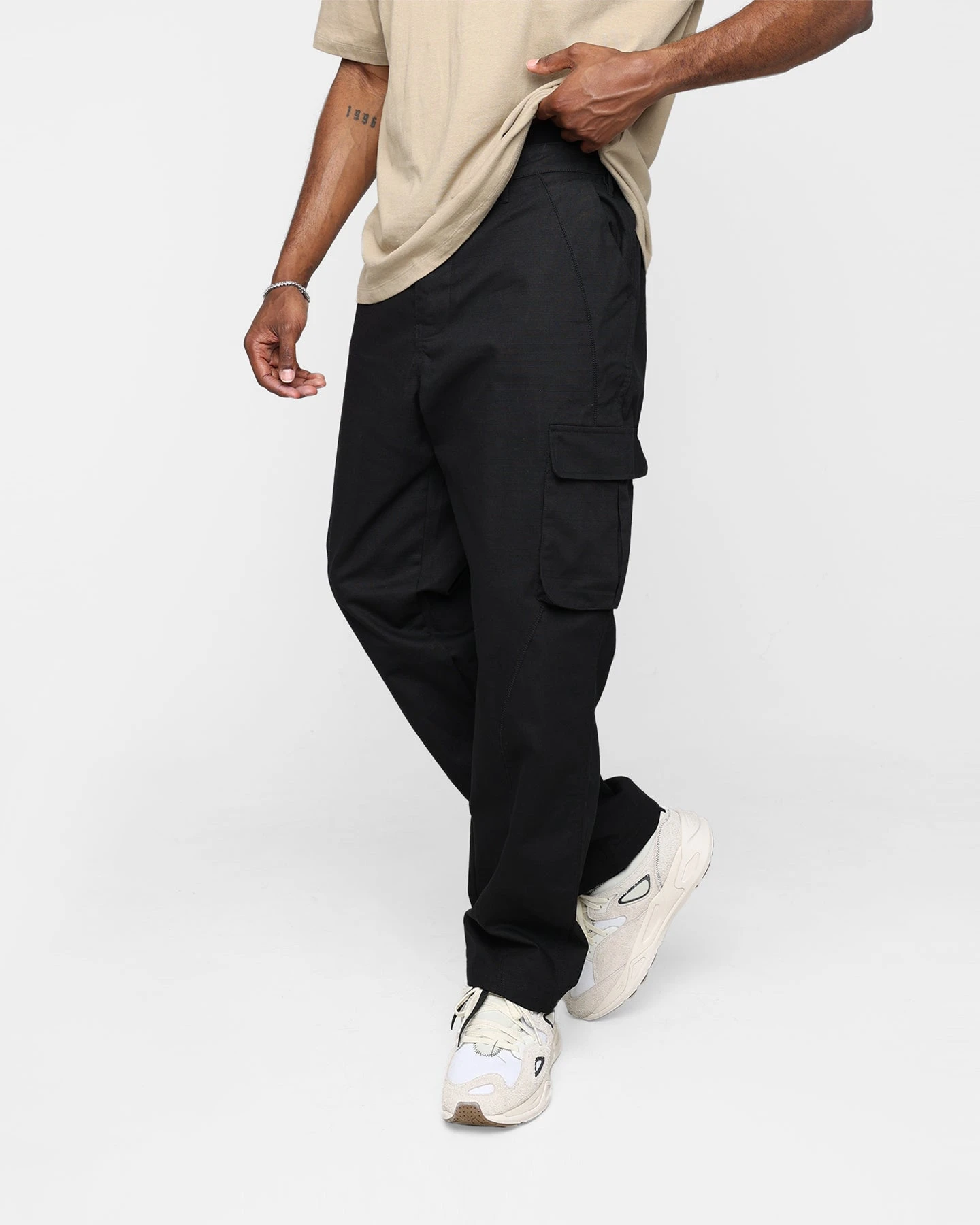 Renowned LA Renowned Lucid Raw Edge Cargo Pants Black - Image 4